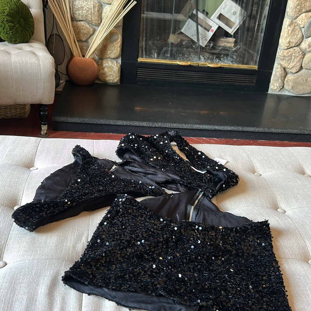 NWT Alglist Black Sequenced Two Piece Cut Out Mini Dress Size Medium